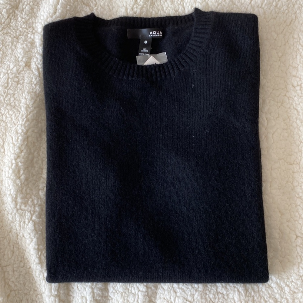 NWT Bloomingdale’s Aqua 100% cashmere sweater - Picture 8 of 10